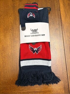 Washington Capitals Knit Scarf and Glove Set